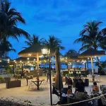 Skyline @ Country Garden Danga Bay